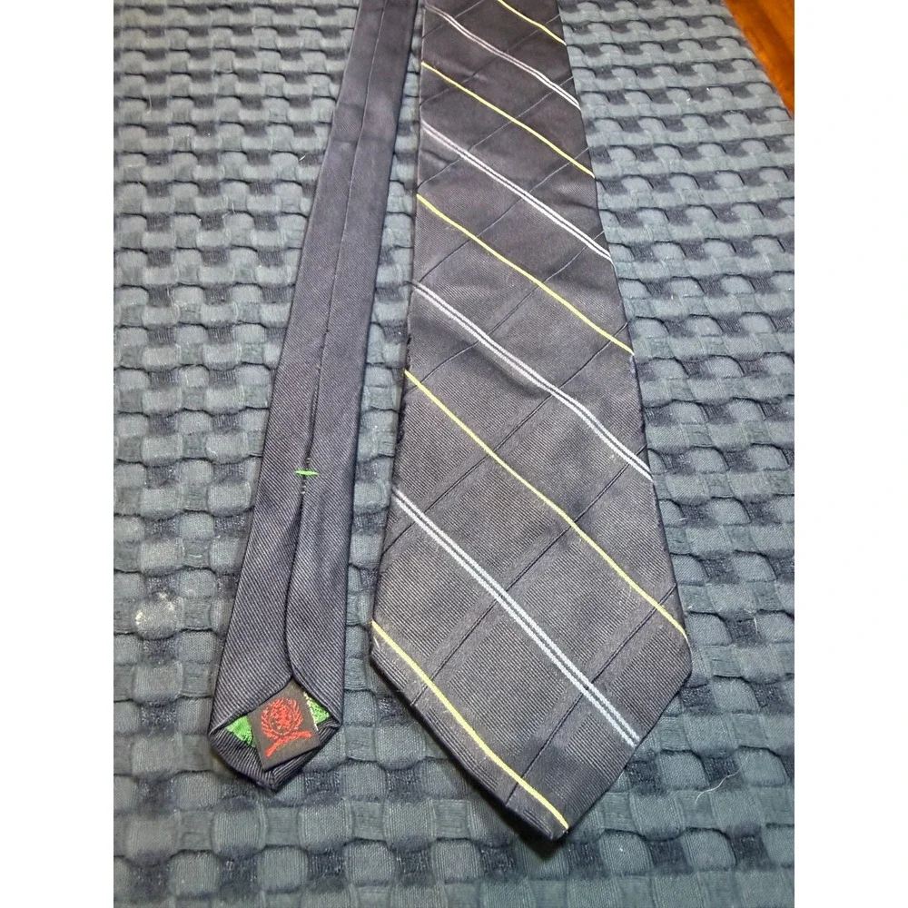 Tommy Hilfiger 100% Silk Tie USA Made Navy Blue Striped Necktie Vintage